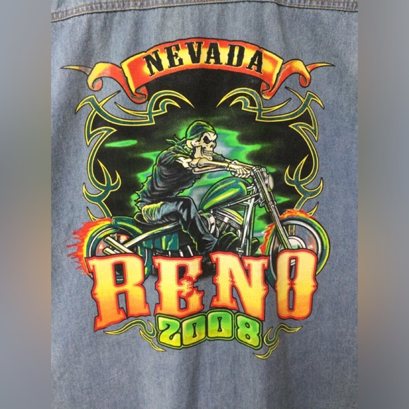 Vintage Reno Nevada 2008 button up shirt - Picture 5 of 8